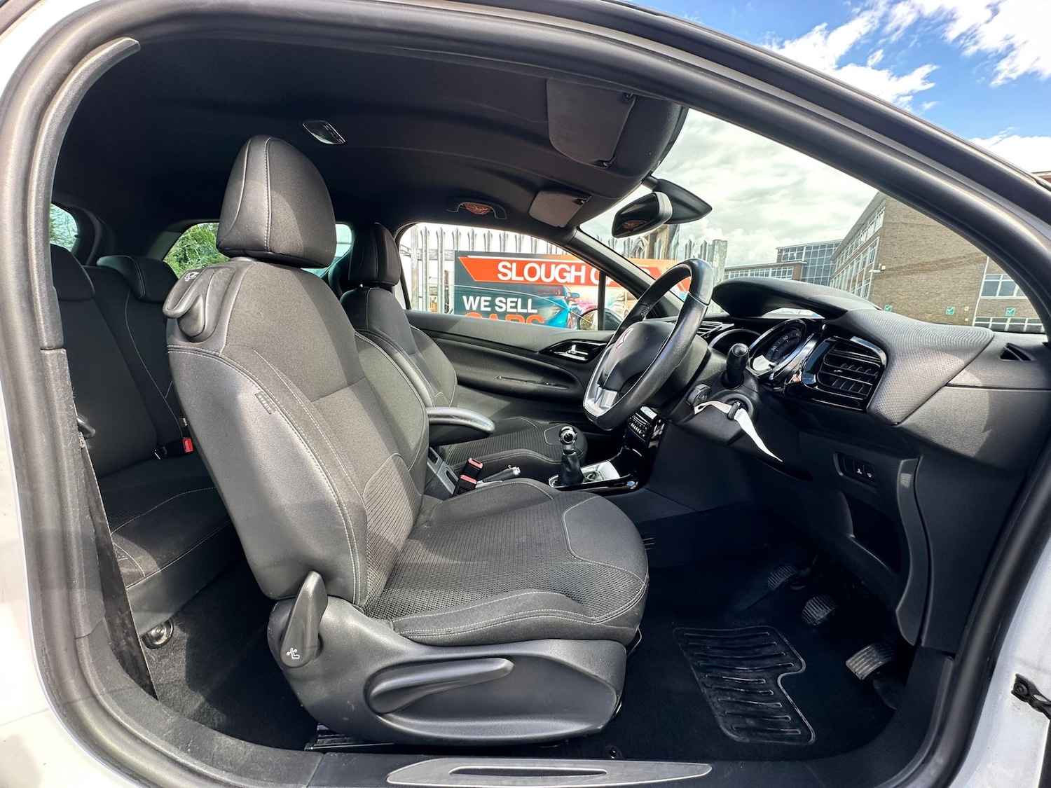 Used Citroen DS3 2011 for sale - 78081166: Photo 6