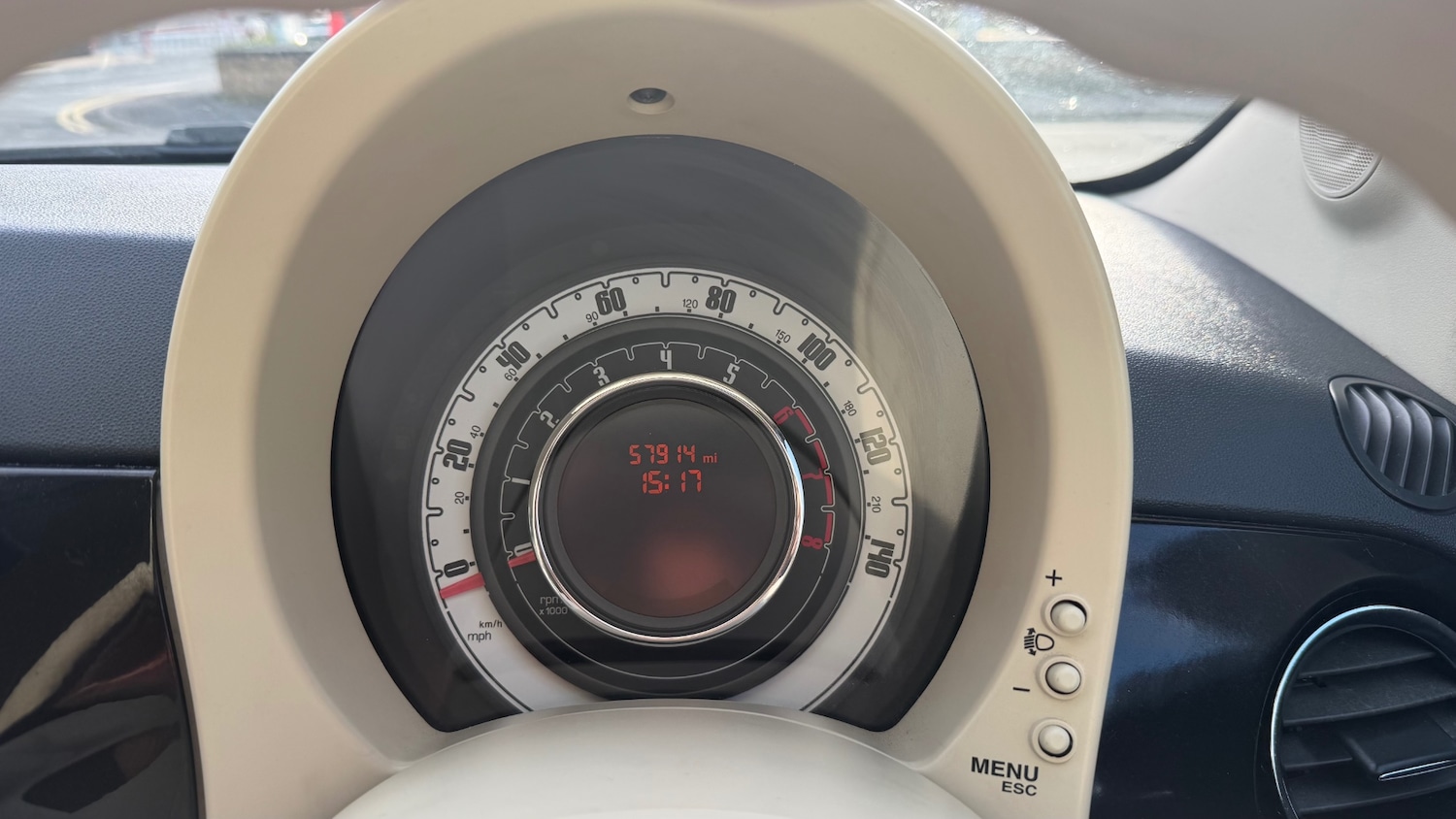 Used Fiat 500 2011 for sale - 77168764: Photo 8