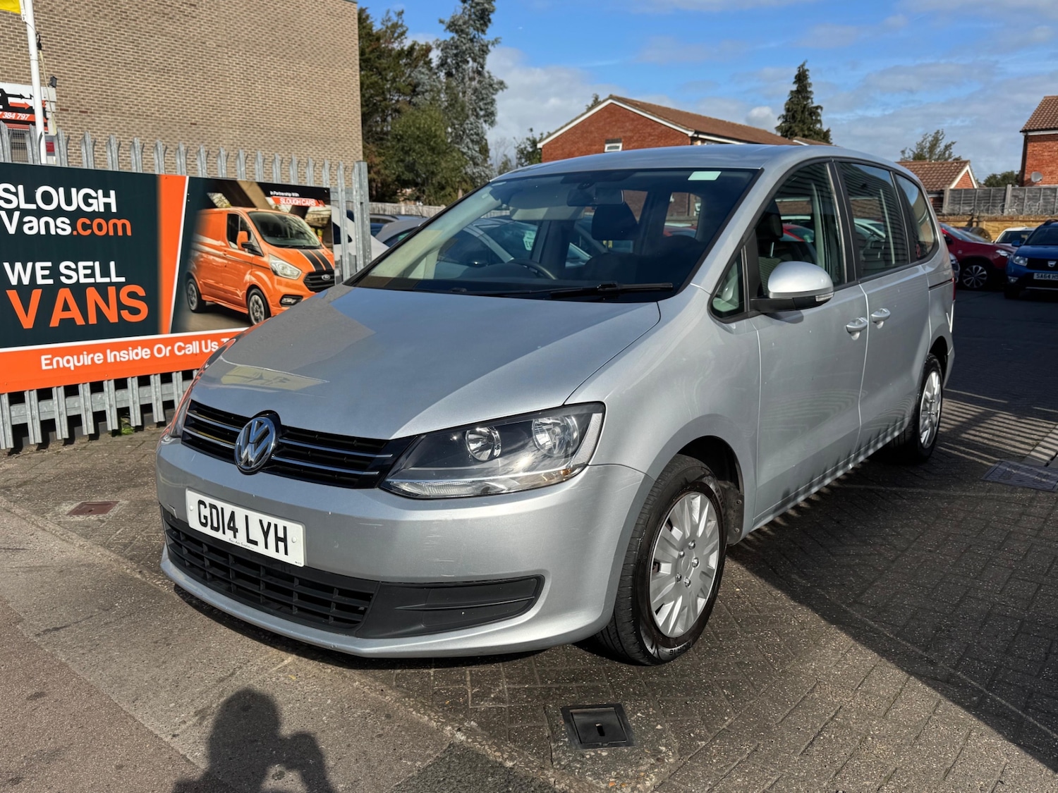 Used Volkswagen Sharan 2014 for sale - 76058242: Photo 2