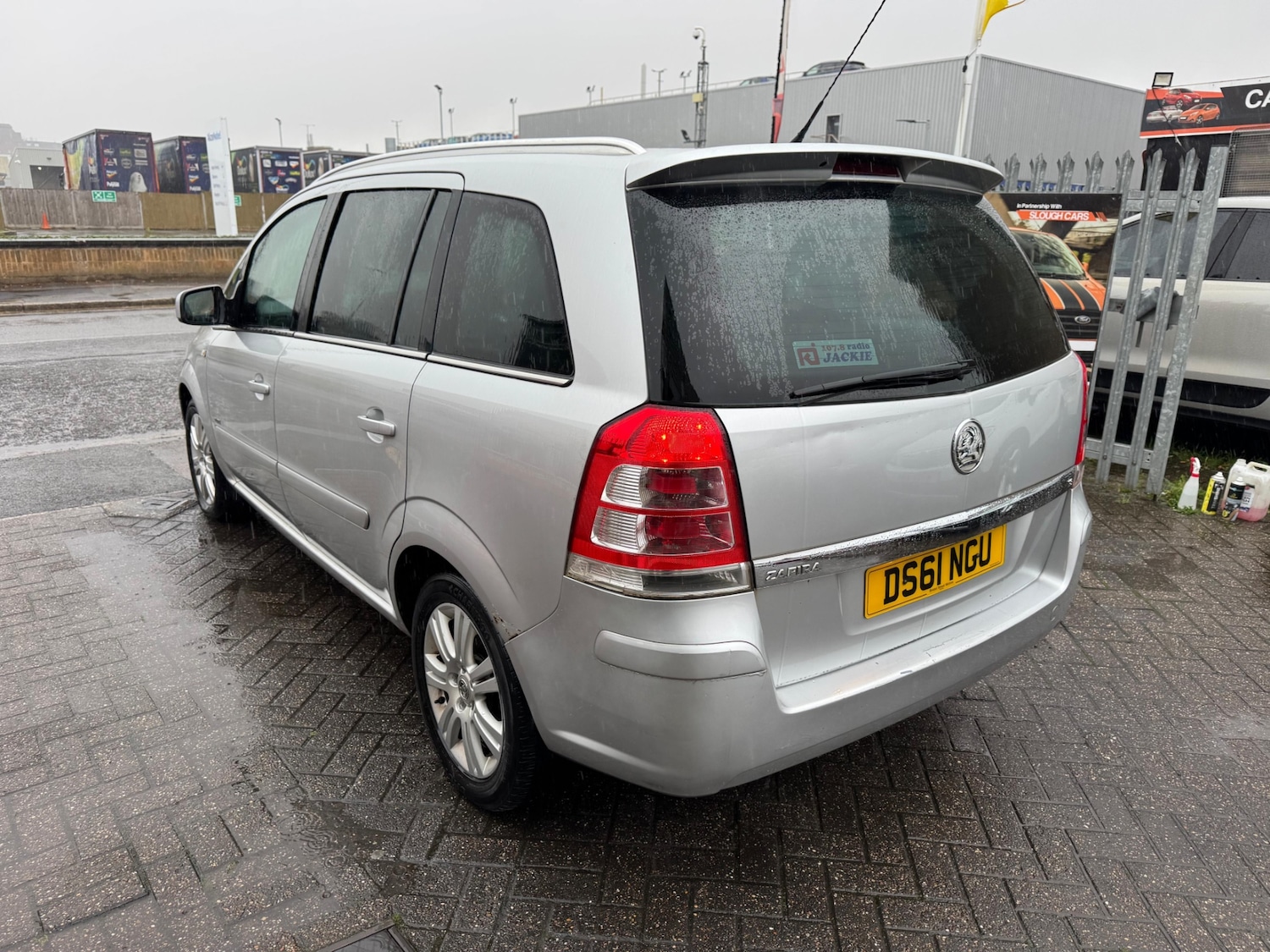 Used Vauxhall Zafira 2011 for sale - 76527409: Photo 3