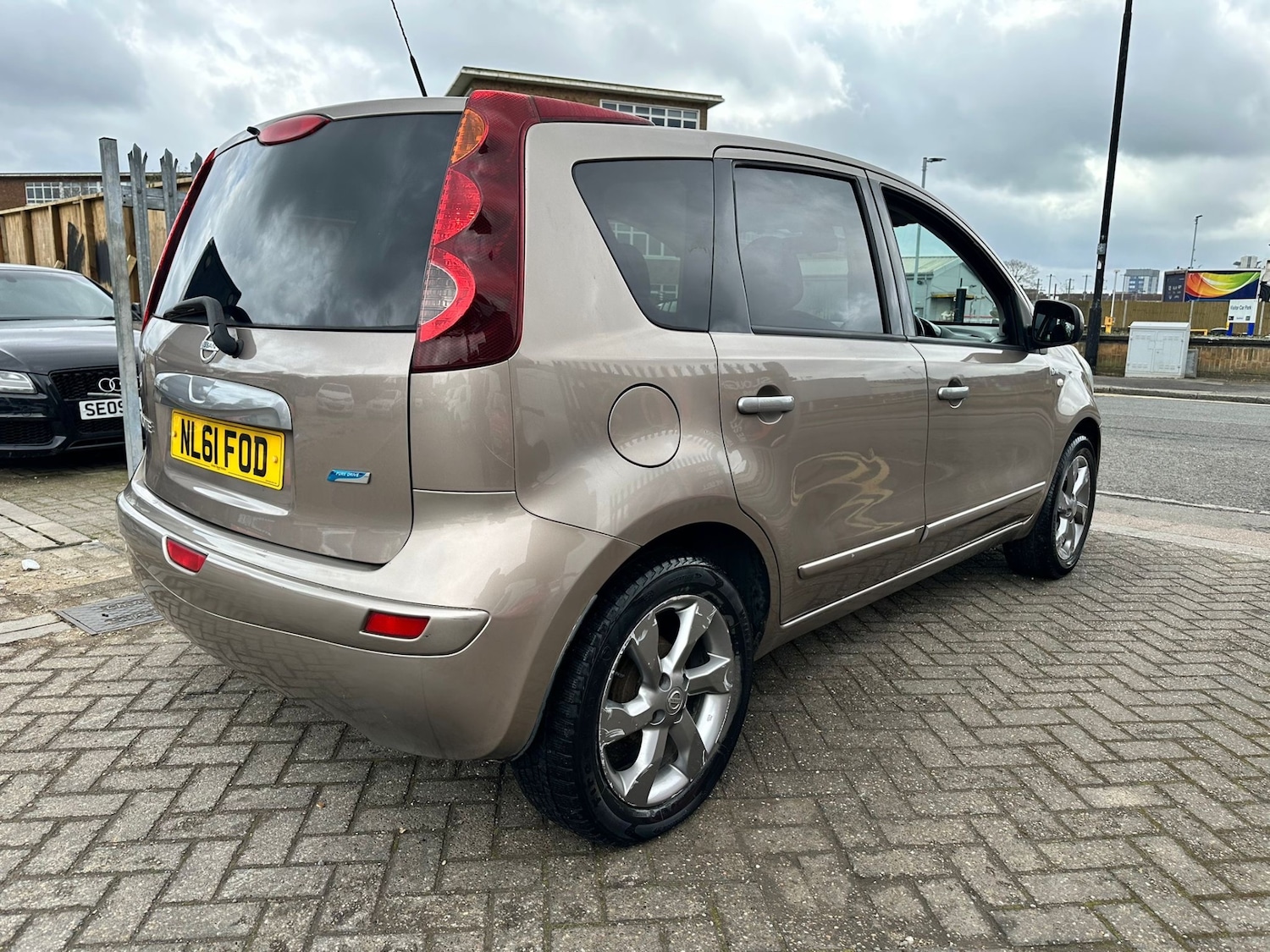 Used Nissan Note 2011 for sale - 78131881: Photo 4