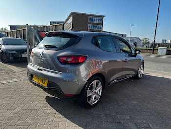 Used Renault Clio 2015 for sale - 78339484: Photo
