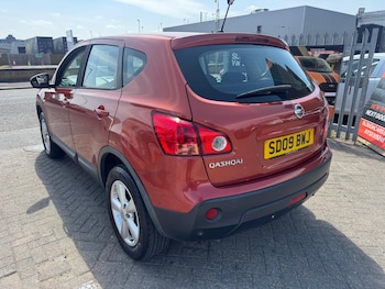 Used Nissan Qashqai 2009 for sale - 79257502: Photo