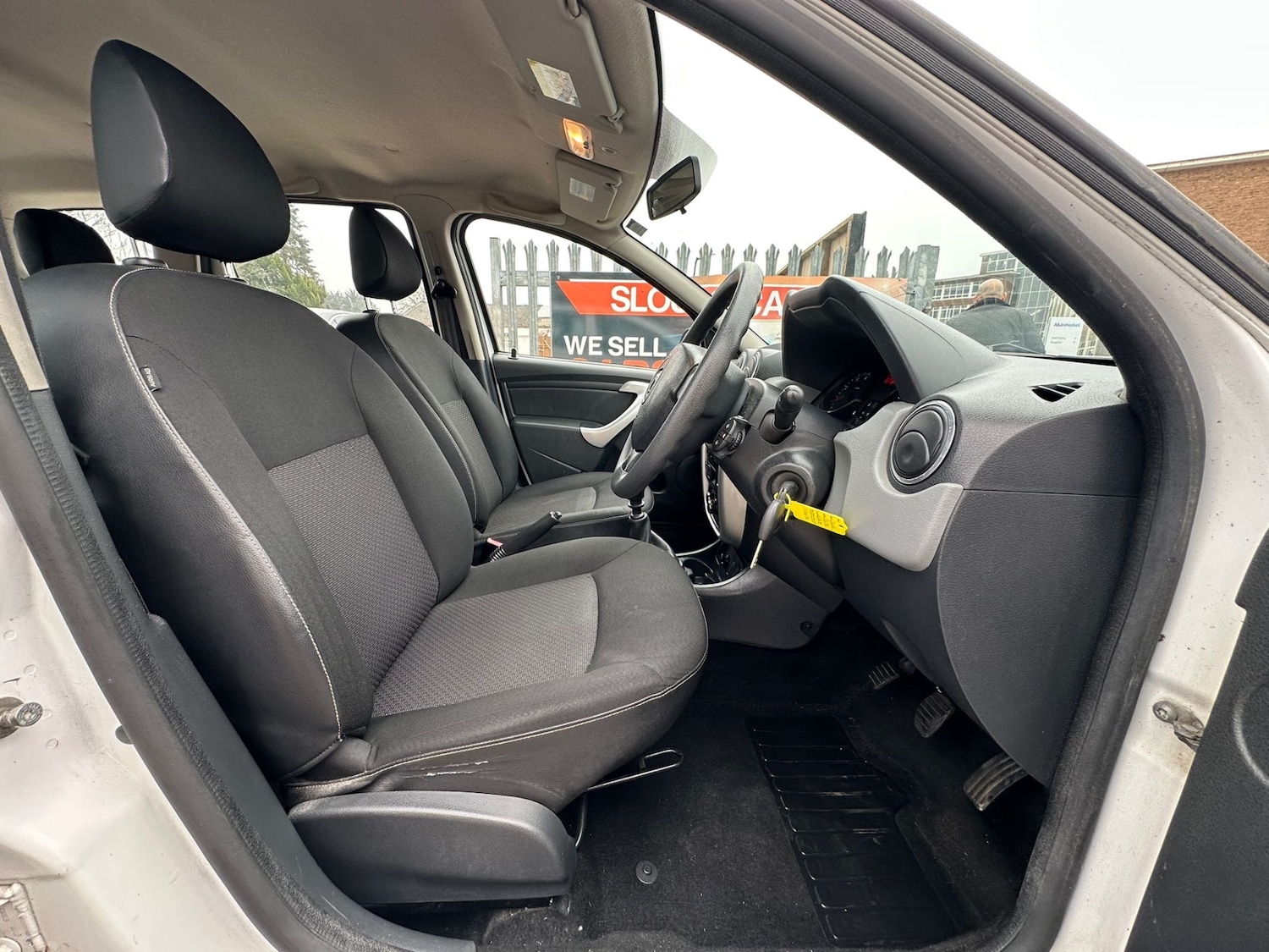 Used Dacia Duster 2014 for sale - 77743033: Photo 6