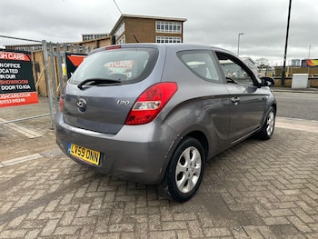 Used Hyundai i20 2009 for sale - 77629709: Photo