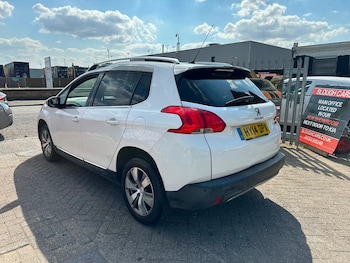 Used Peugeot 2008 2014 for sale - 79219956: Photo