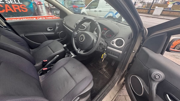 Used Renault Clio 2008 for sale - 73098997: Photo 6