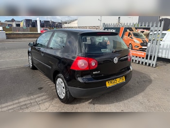 Used Volkswagen Golf 2005 for sale - 78564982: Photo