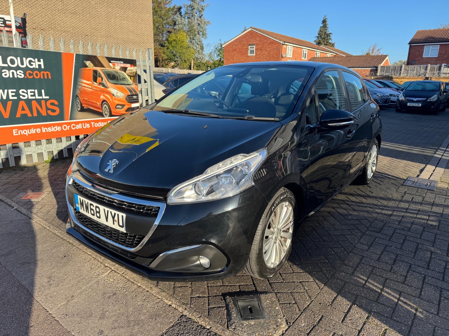 Used Peugeot 208 2019 for sale - 76378814: Photo 2