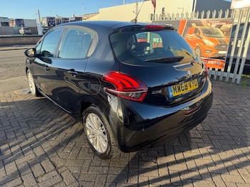 Used Peugeot 208 2019 for sale - 76378814: Photo