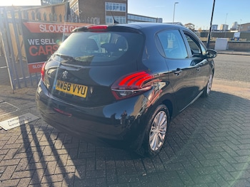 Used Peugeot 208 2019 for sale - 76378814: Photo