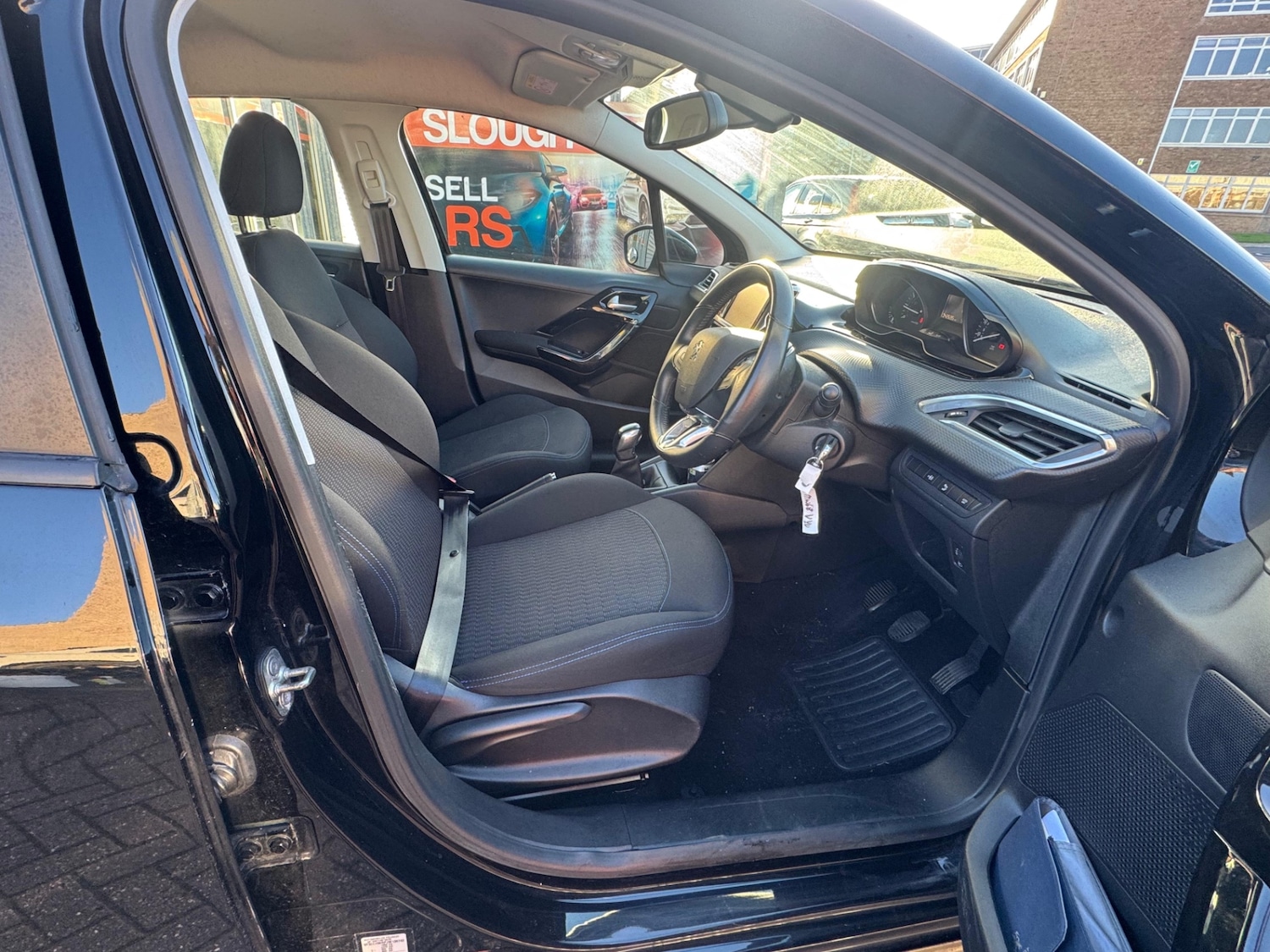 Used Peugeot 208 2019 for sale - 76378814: Photo 6