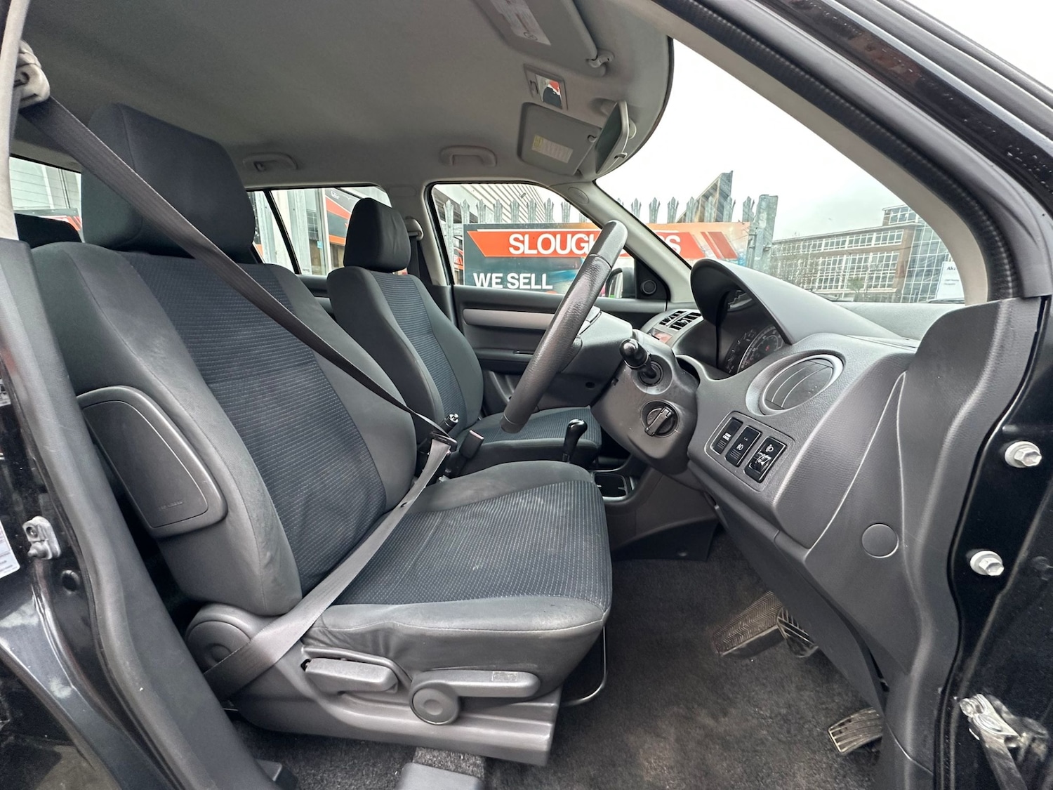 Used Suzuki Swift 2009 for sale - 77061625: Photo 6