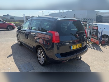 Used Peugeot 5008 2015 for sale - 78953610: Photo