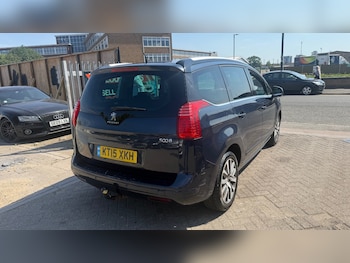 Used Peugeot 5008 2015 for sale - 78953610: Photo