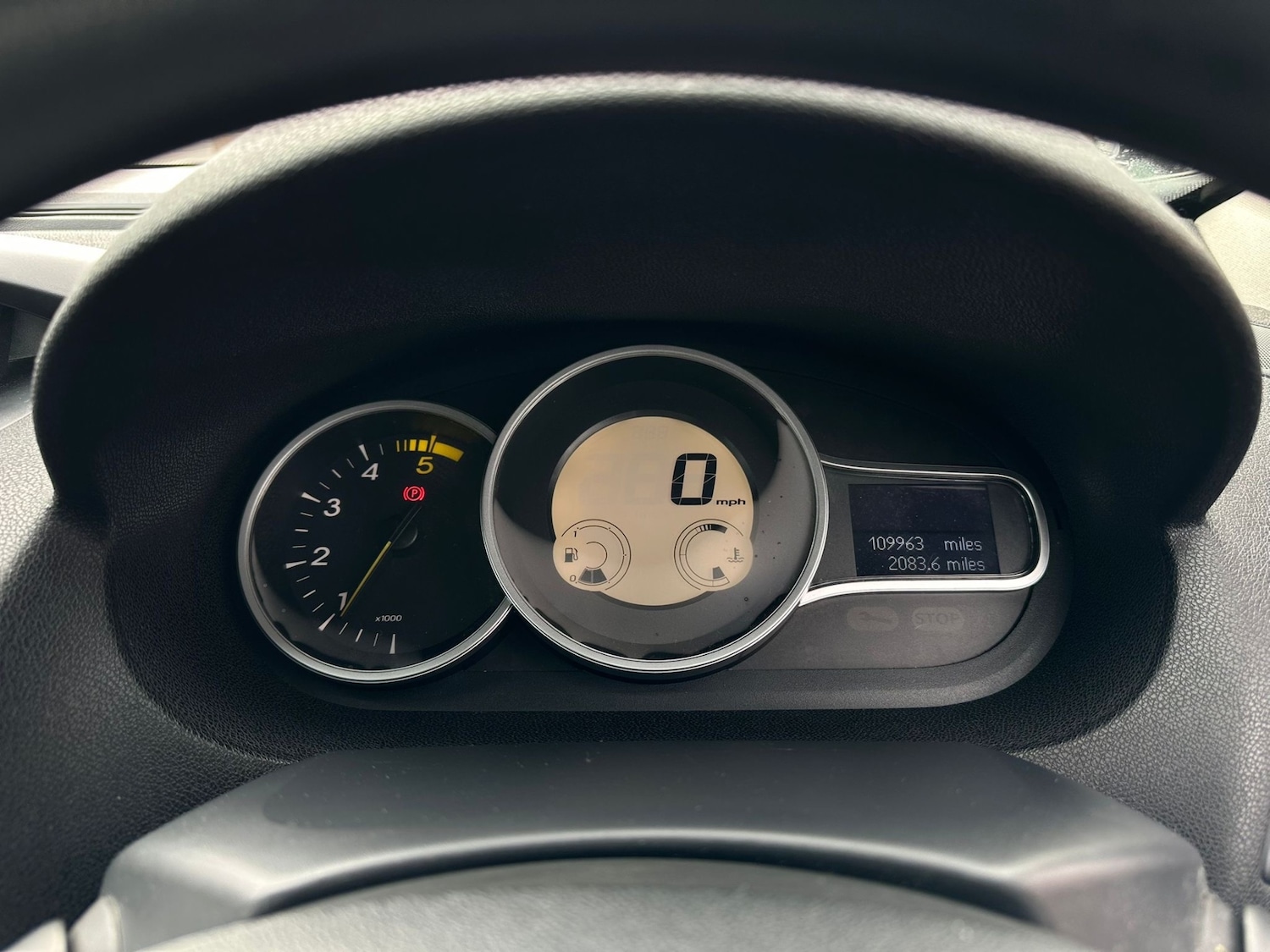 Used Renault Megane 2010 for sale - 77901541: Photo 8