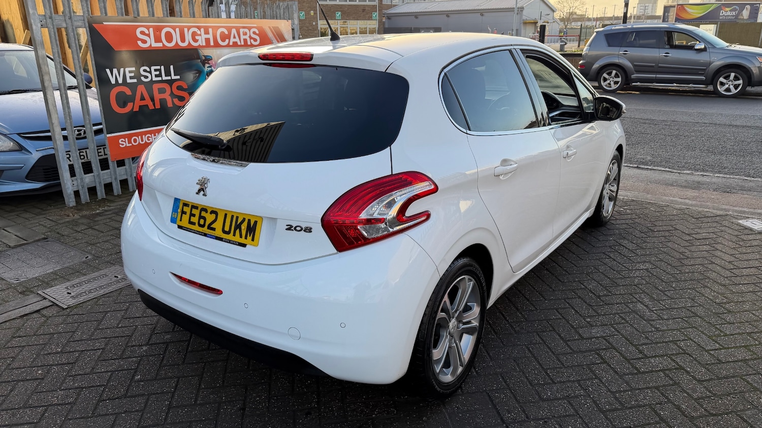 Used Peugeot 208 2012 for sale - 76892381: Photo 4