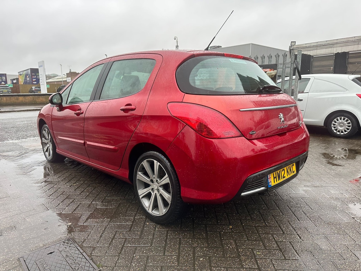 Used Peugeot 308 2012 for sale - 77335826: Photo 3