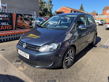 Used Volkswagen Golf Plus 2012 for sale - 76192130: Photo