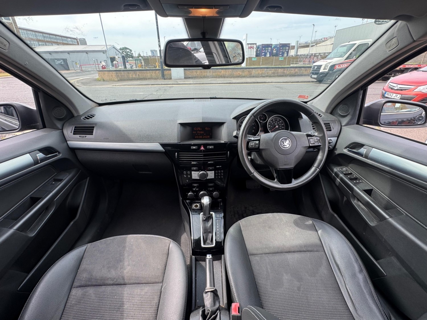 Vauxhall Astra 2008 (57) - 1.8i VVT Design 5dr Auto - Image 7