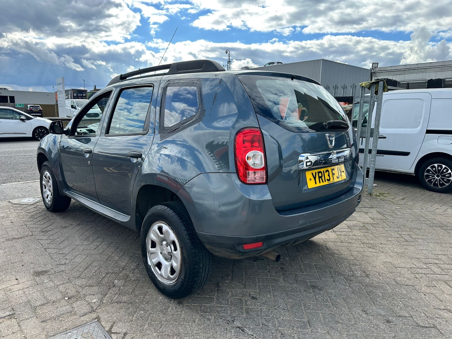 Used Dacia Duster 2013 for sale - 78080788: Photo 3