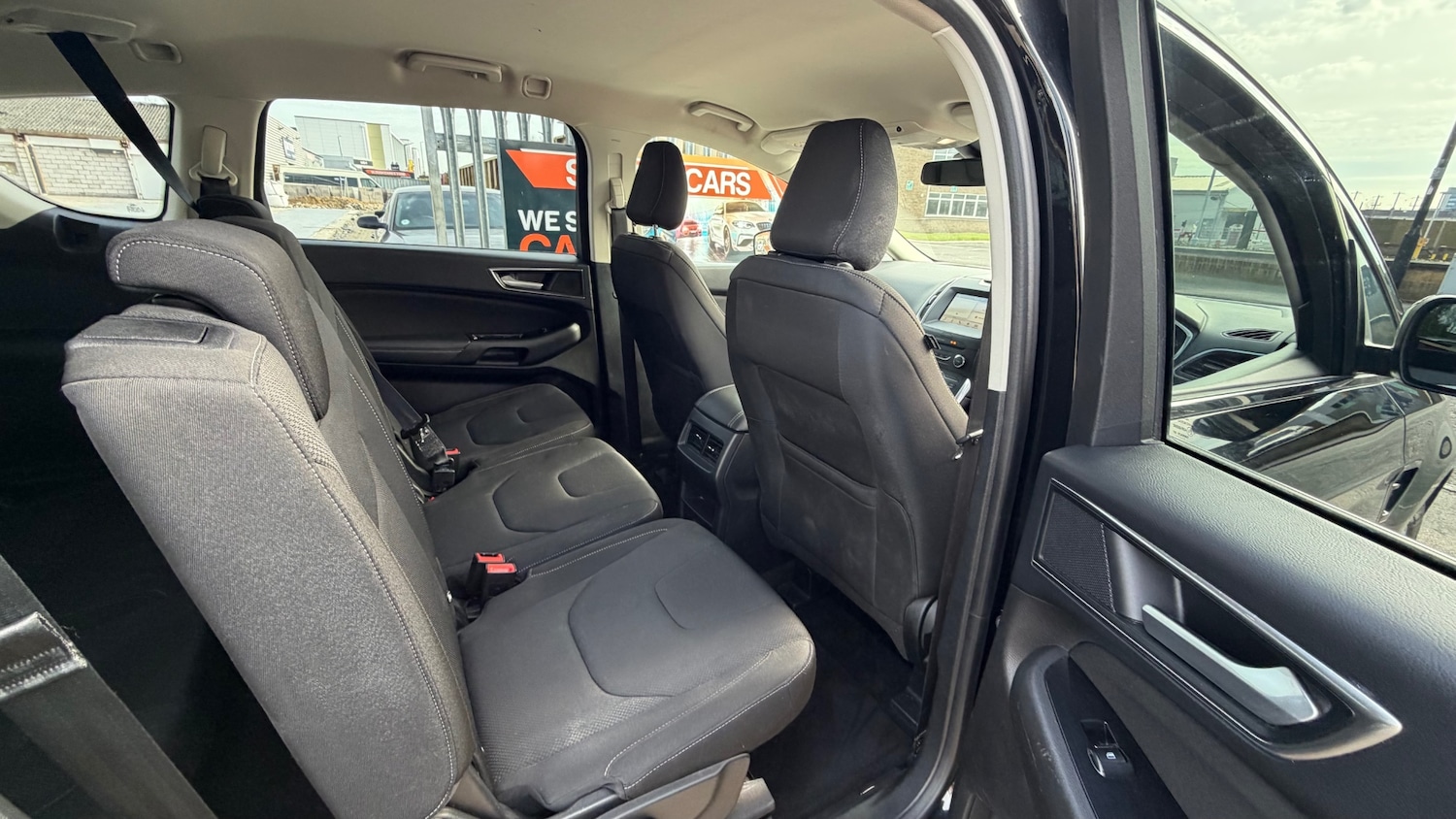 Used Ford S-Max 2017 for sale - 77963651: Photo 6