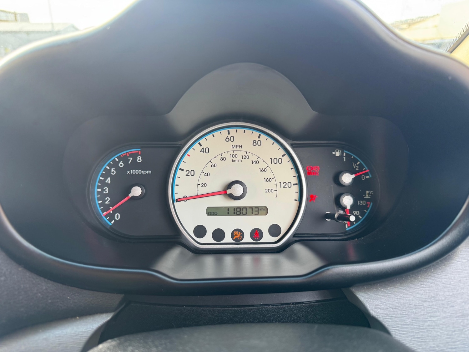 Used Hyundai i10 2009 for sale - 76461286: Photo 8