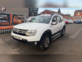 Used Dacia Duster 2015 for sale - 76568252: Photo