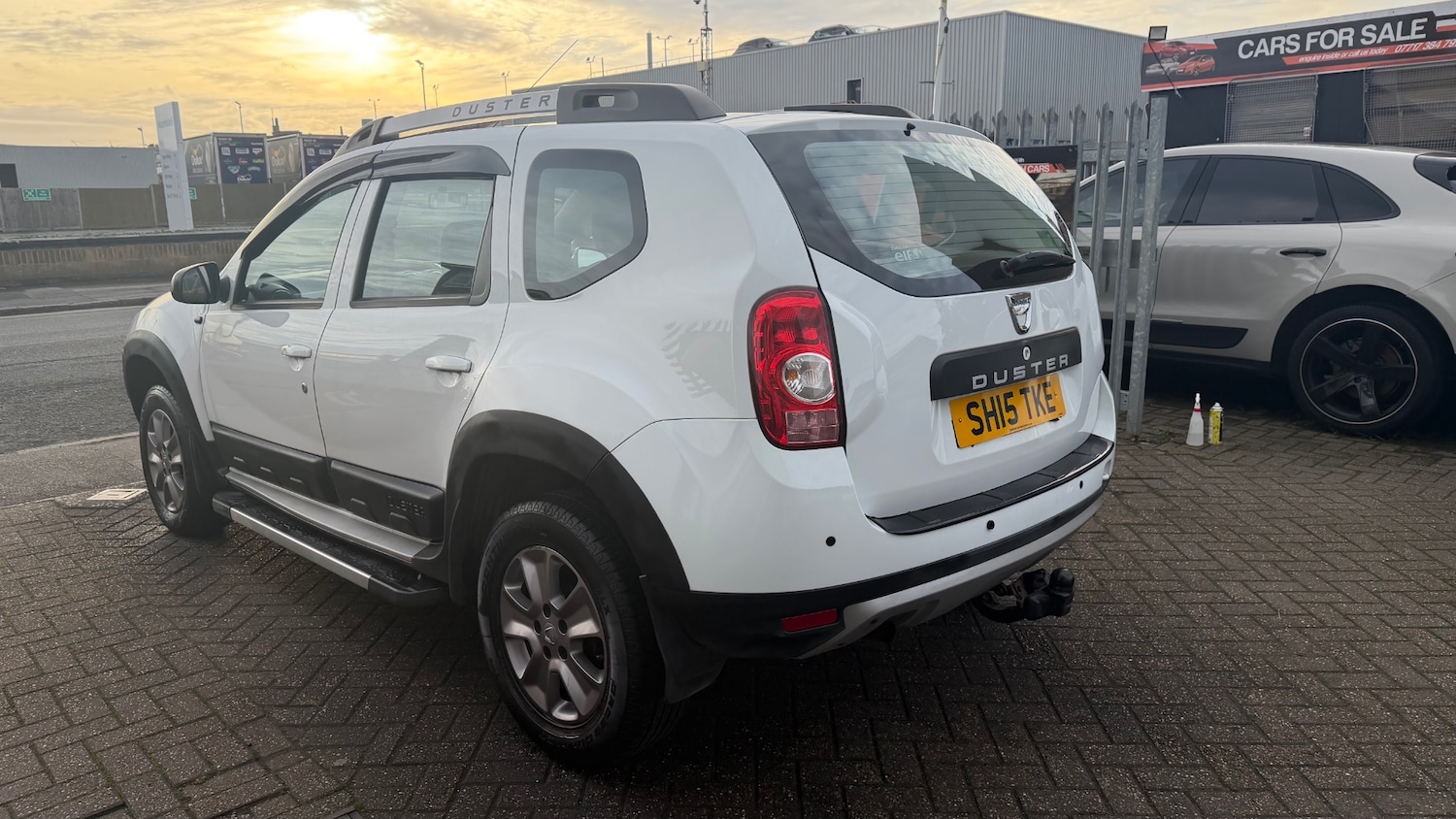 Used Dacia Duster 2015 for sale - 76568252: Photo 3