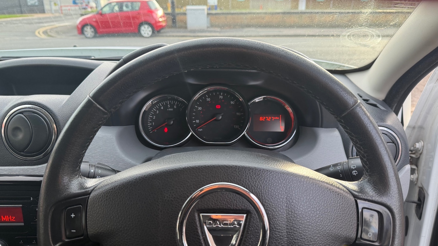 Used Dacia Duster 2015 for sale - 76568252: Photo 8