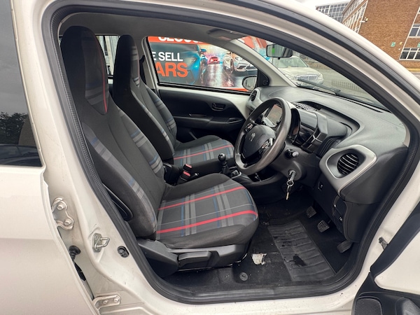 Used Peugeot 108 2015 for sale - 75638373: Photo 6