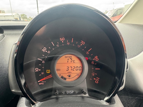 Used Peugeot 108 2015 for sale - 75638373: Photo 8