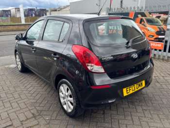 Used Hyundai i20 2013 for sale - 74890900: Photo