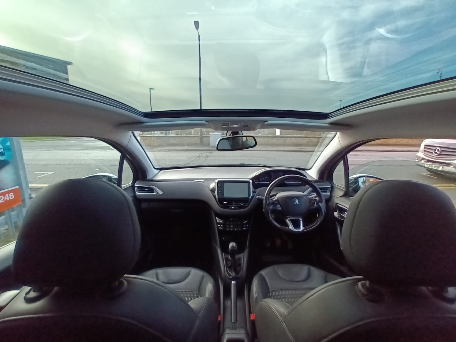 Used Peugeot 208 2012 for sale - 76734642: Photo 7