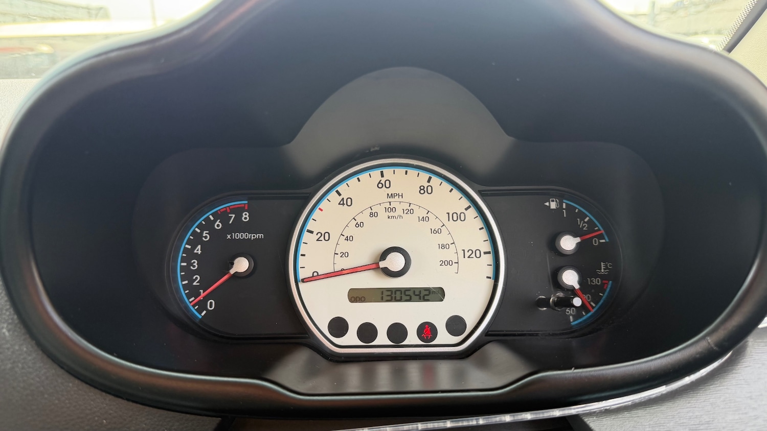 Used Hyundai i10 2009 for sale - 78198075: Photo 8