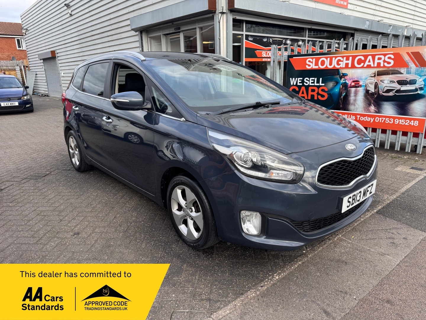 Used Kia Carens 2013 for sale - 76196095: Photo 1