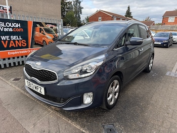 Used Kia Carens 2013 for sale - 76196095: Photo 2