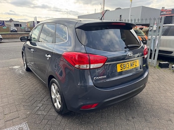 Used Kia Carens 2013 for sale - 76196095: Photo 3
