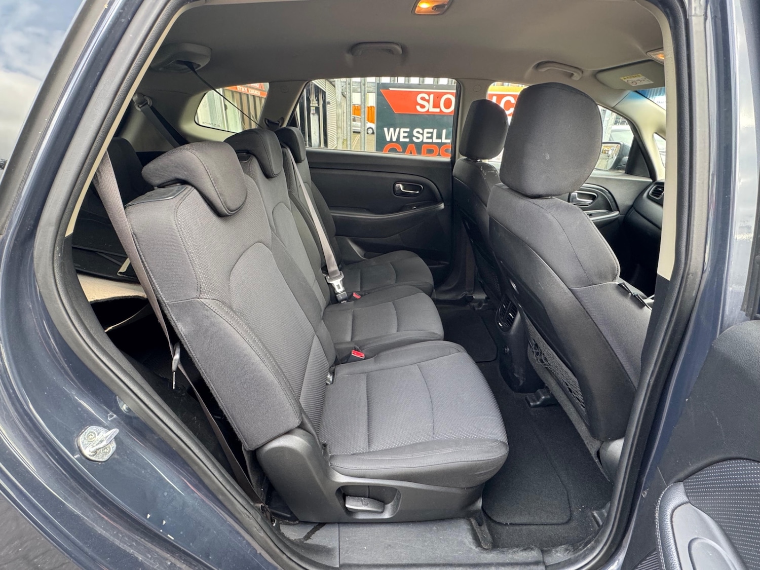Used Kia Carens 2013 for sale - 76196095: Photo 6