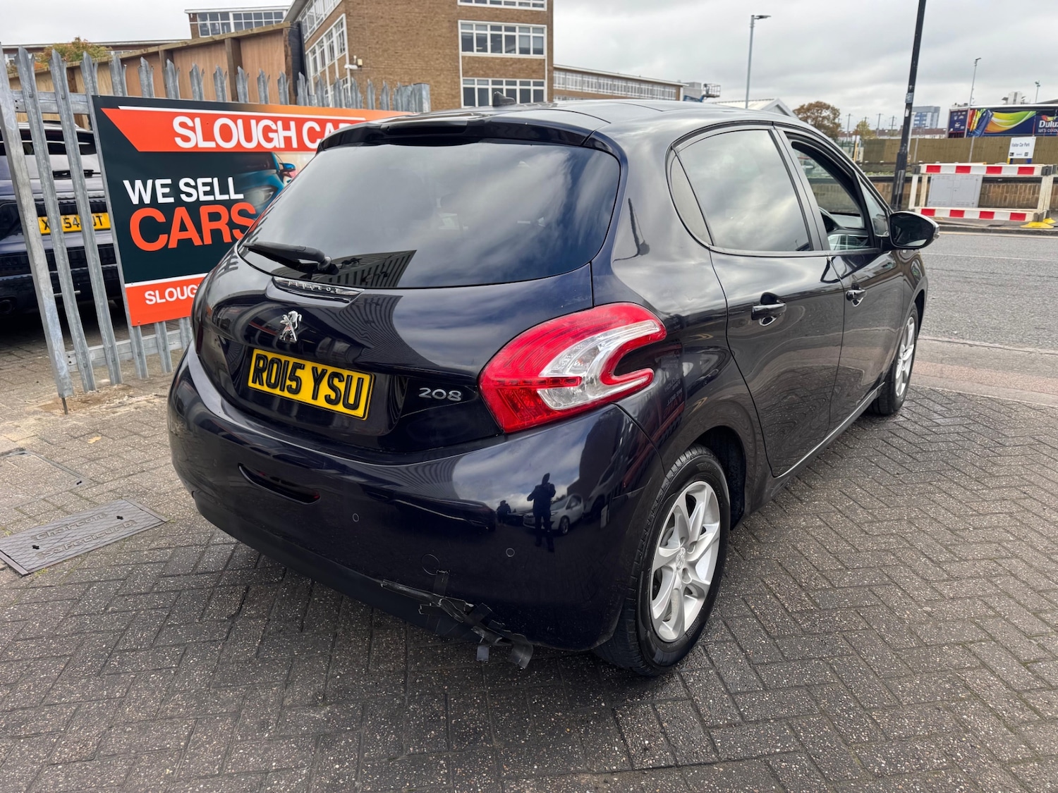 Used Peugeot 208 2015 for sale - 76275187: Photo 4