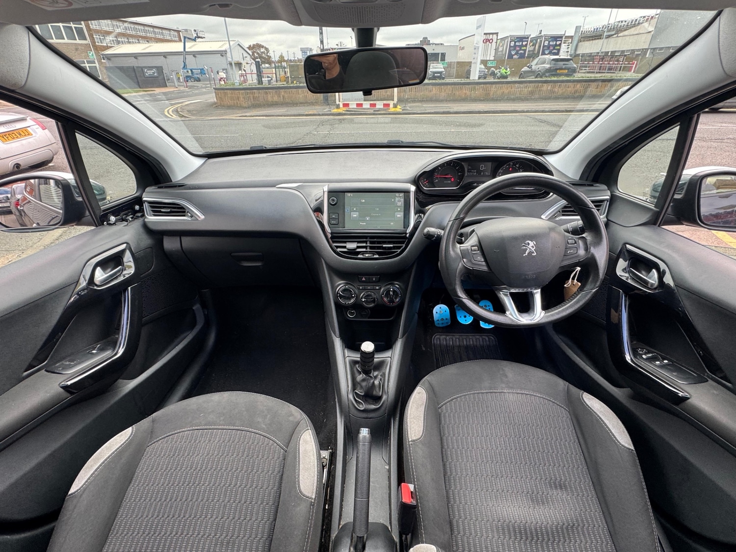 Used Peugeot 208 2015 for sale - 76275187: Photo 7