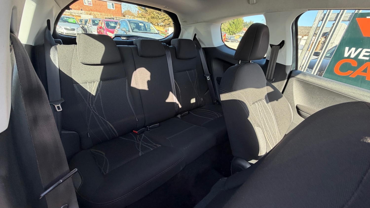 Used Peugeot 208 2014 for sale - 77917678: Photo 5