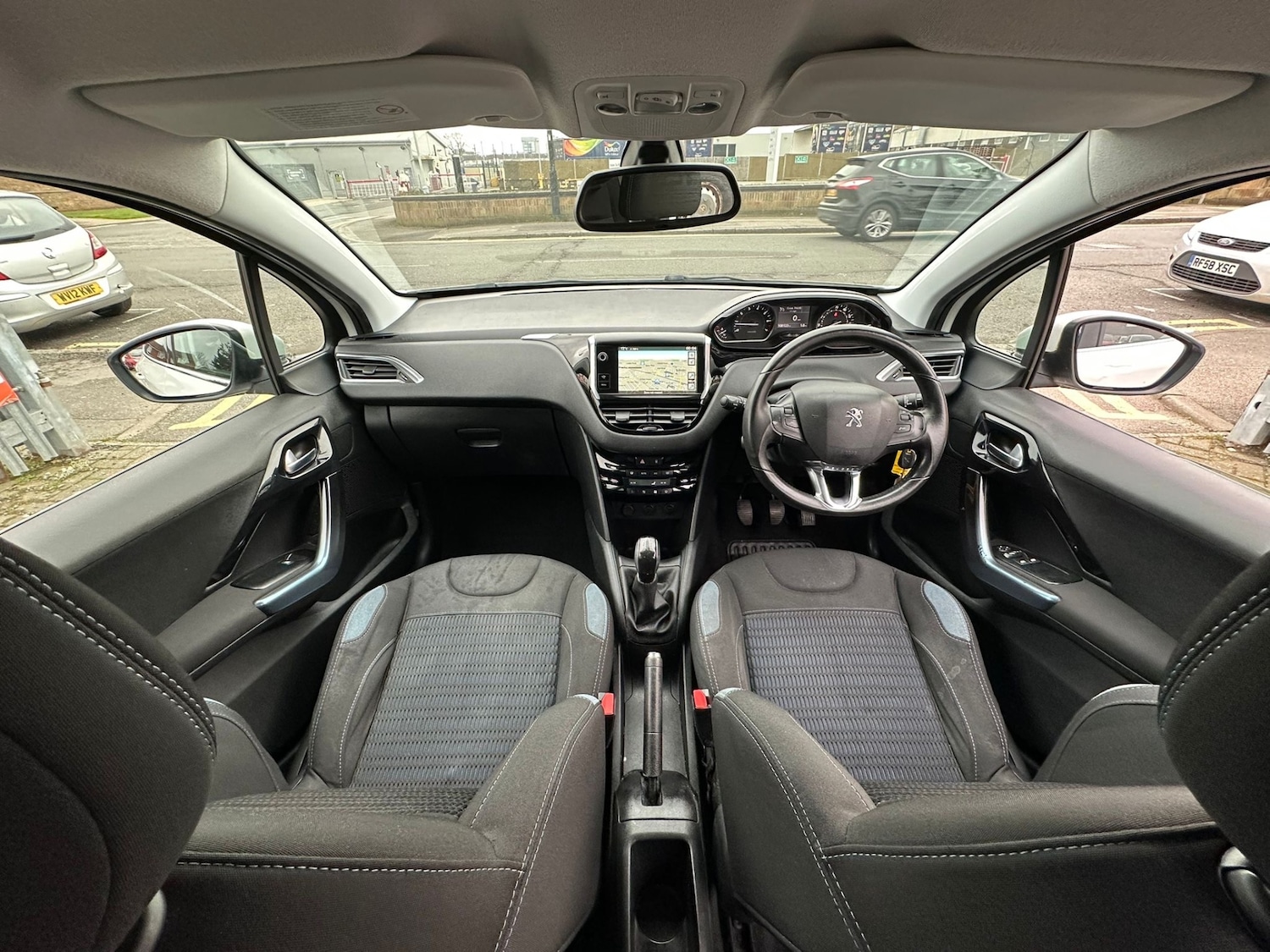 Used Peugeot 208 2013 for sale - 77809937: Photo 7