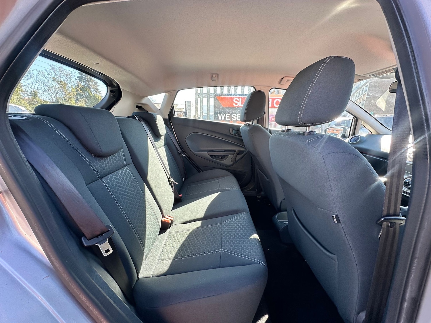 Used Ford Fiesta 2010 for sale - 78149720: Photo 5