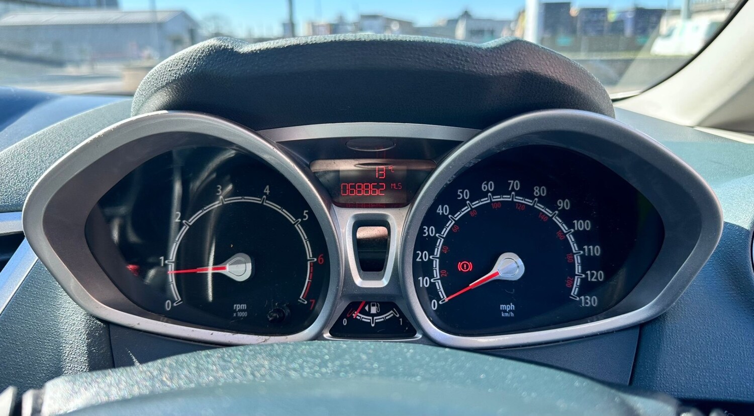 Used Ford Fiesta 2010 for sale - 78149720: Photo 7