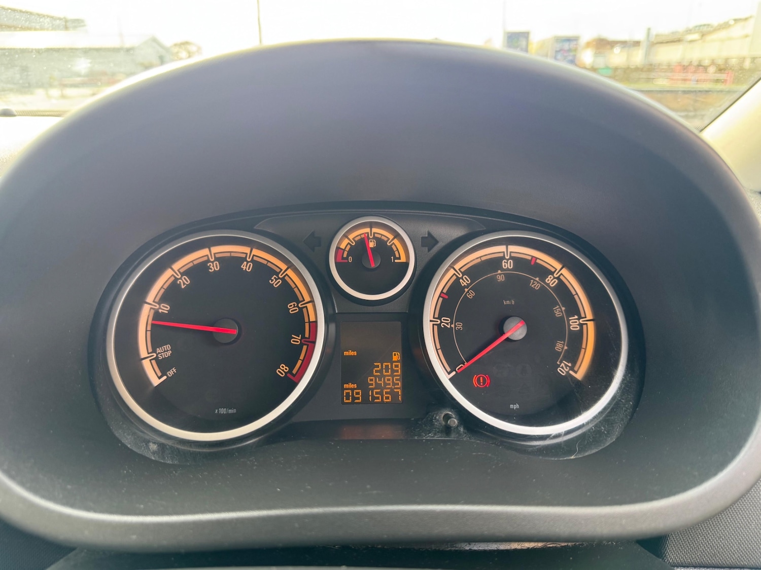 Used Vauxhall Corsa 2014 for sale - 76418523: Photo 8