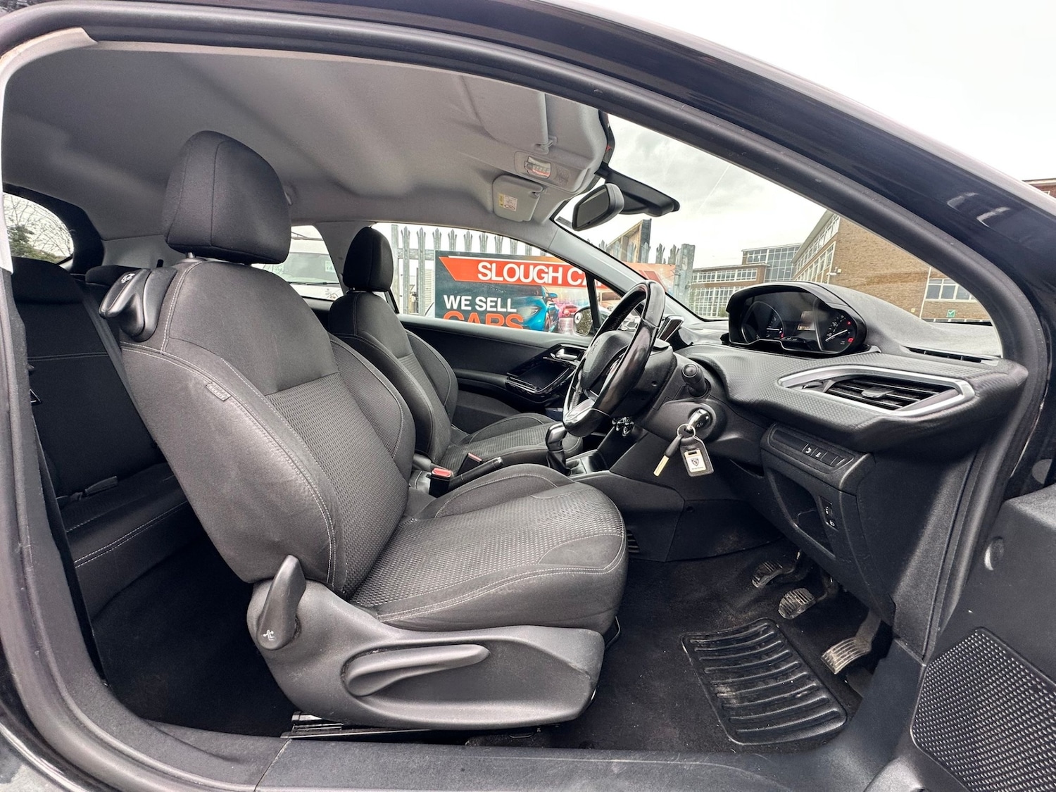 Used Peugeot 208 2016 for sale - 78105737: Photo 6