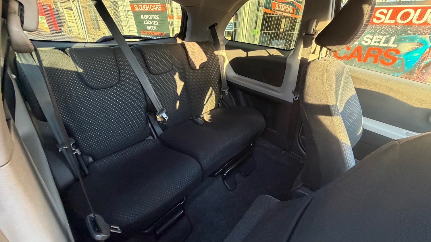 Used Toyota Yaris 2010 for sale - 77445532: Photo 5