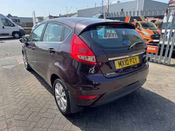Used Ford Fiesta 2010 for sale - 75556680: Photo