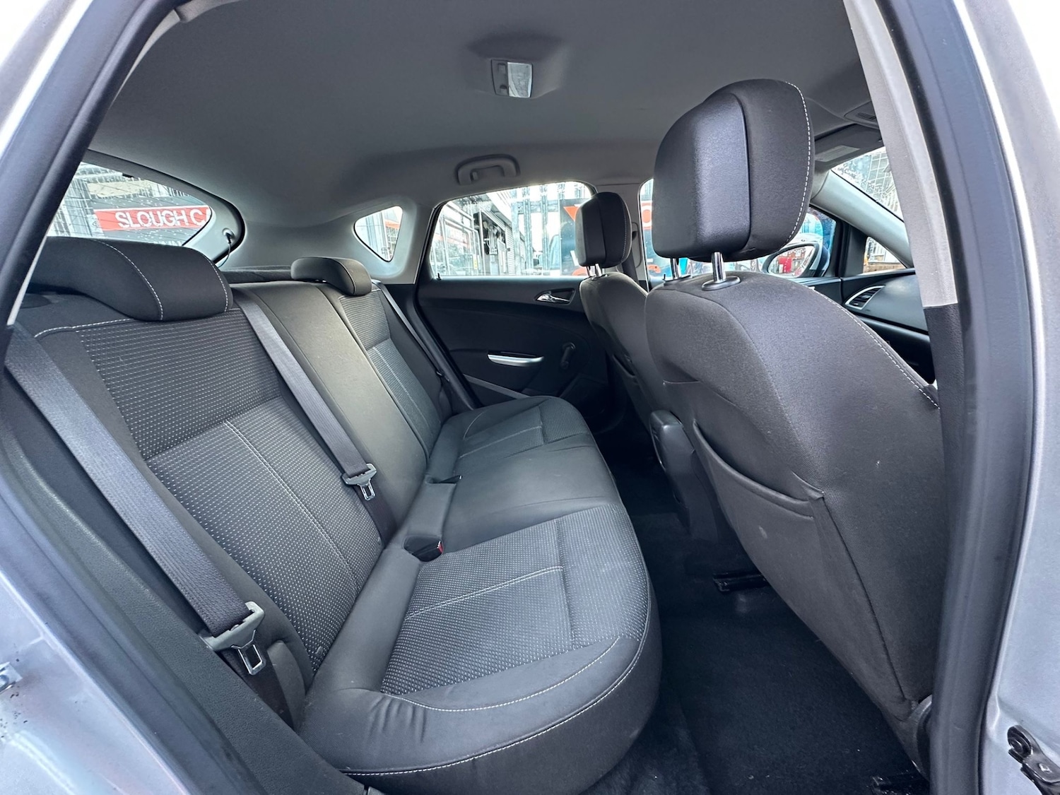 Used Vauxhall Astra 2010 for sale - 77167844: Photo 5